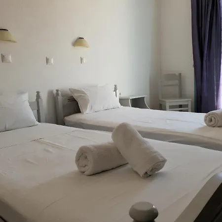 Captain's Rocks Szálloda Hriszí Aktí