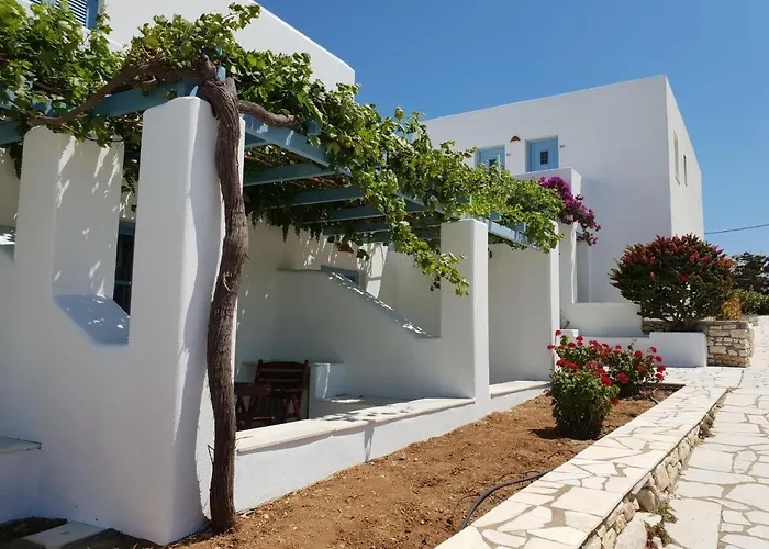 Captain's Rocks Hotell Chrisi Akti (Paros)