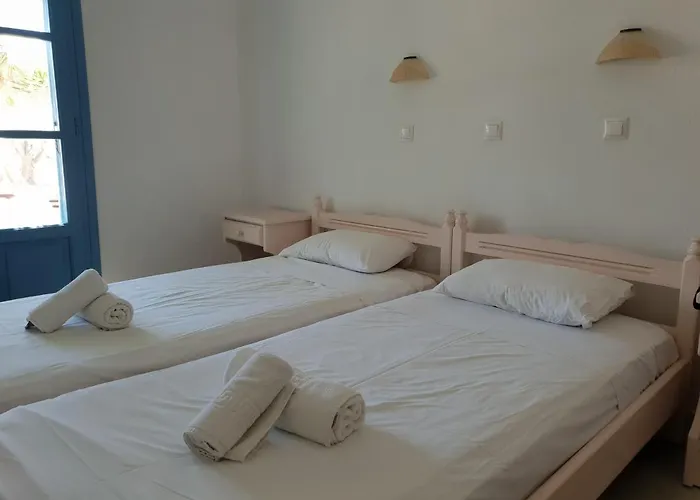 Captain's Rocks Hotell Chrisi Akti (Paros)