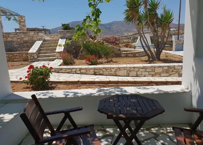 Hotell Captain's Rocks Chrisi Akti (Paros)