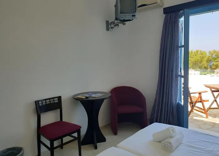 Hotell Captain's Rocks Chrisi Akti (Paros)