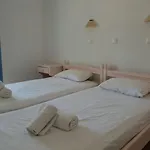 Captain's Rocks Hotel Chrisi Akti (Paros)