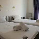 Captain's Rocks Hotel Chrisi Akti (Paros)