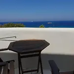 Captain's Rocks 3* Chrisi Akti (Paros)