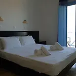 Captain's Rocks Hotel