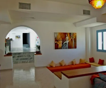 Hotel Captain's Rocks Chrisi Akti (Paros)