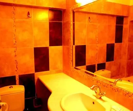 Captain's Rocks Hotel 3*