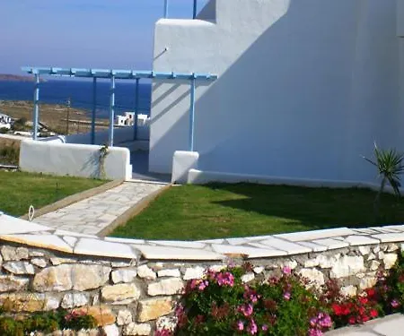 Captain's Rocks Hotel Chrisi Akti (Paros)