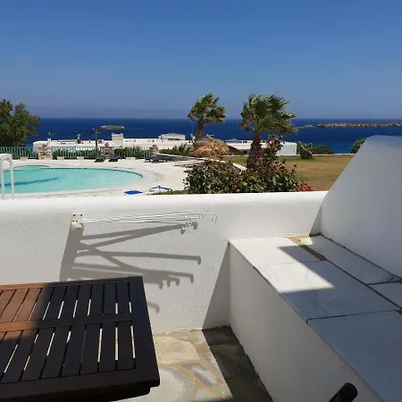 Captain's Rocks Otel Chrisi Akti (Paros)