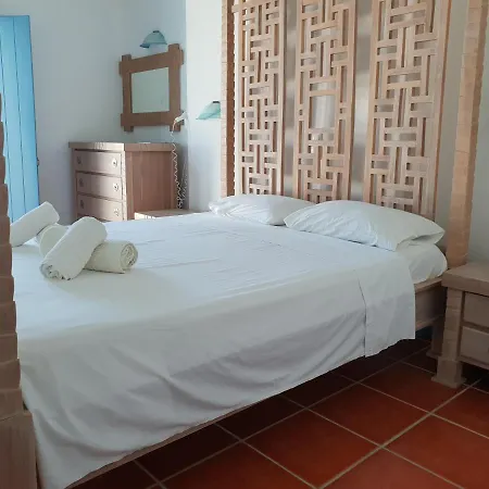 Captain's Rocks Otel
