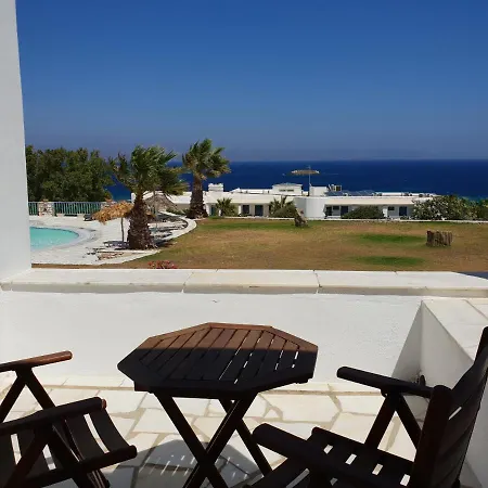 Otel Captain's Rocks Chrisi Akti (Paros)