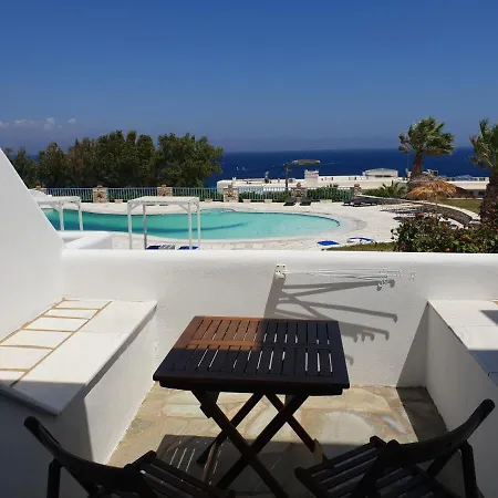 Otel Captain's Rocks Chrisi Akti (Paros)