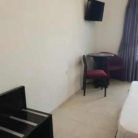 Captain's Rocks Otel 3*
