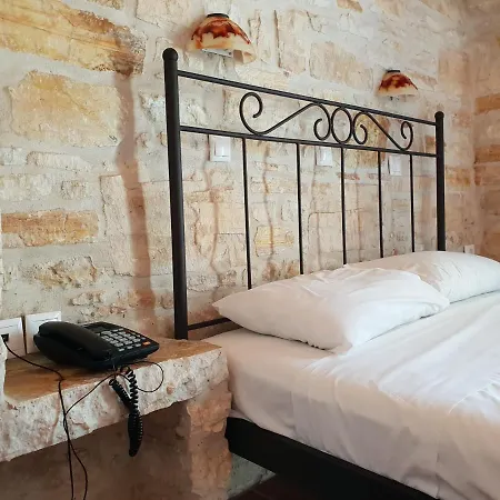 Captain's Rocks Hotel Chrisi Akti (Paros)