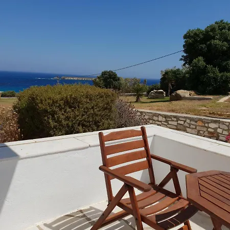 Captain's Rocks Otel Chrisi Akti (Paros)