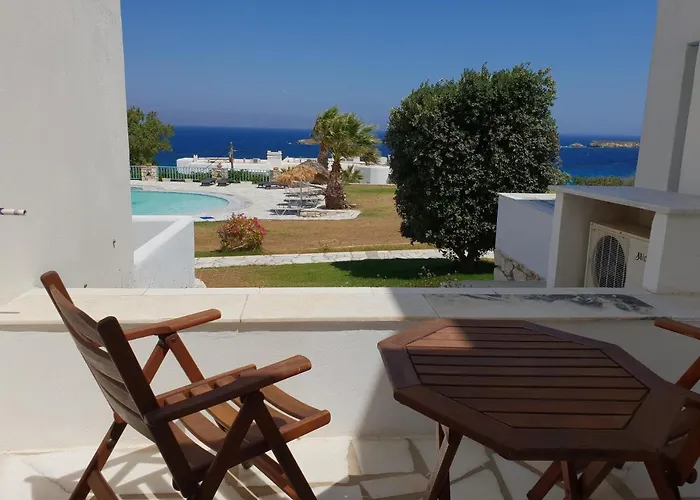 Hotel Captain's Rocks Chrisi Akti (Paros)