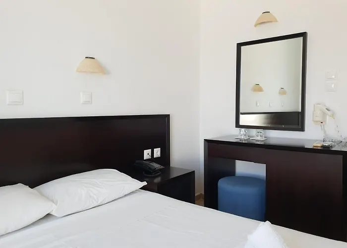 Hotel Captain's Rocks Chrisi Akti (Paros)